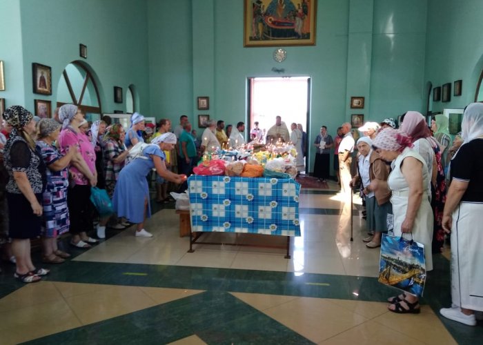 Литургия в родительскую субботу.