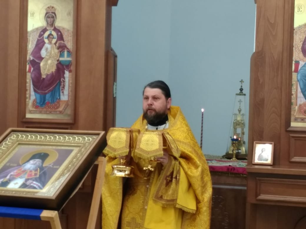 Литургия в часовне в честь Святого Луки Крымского