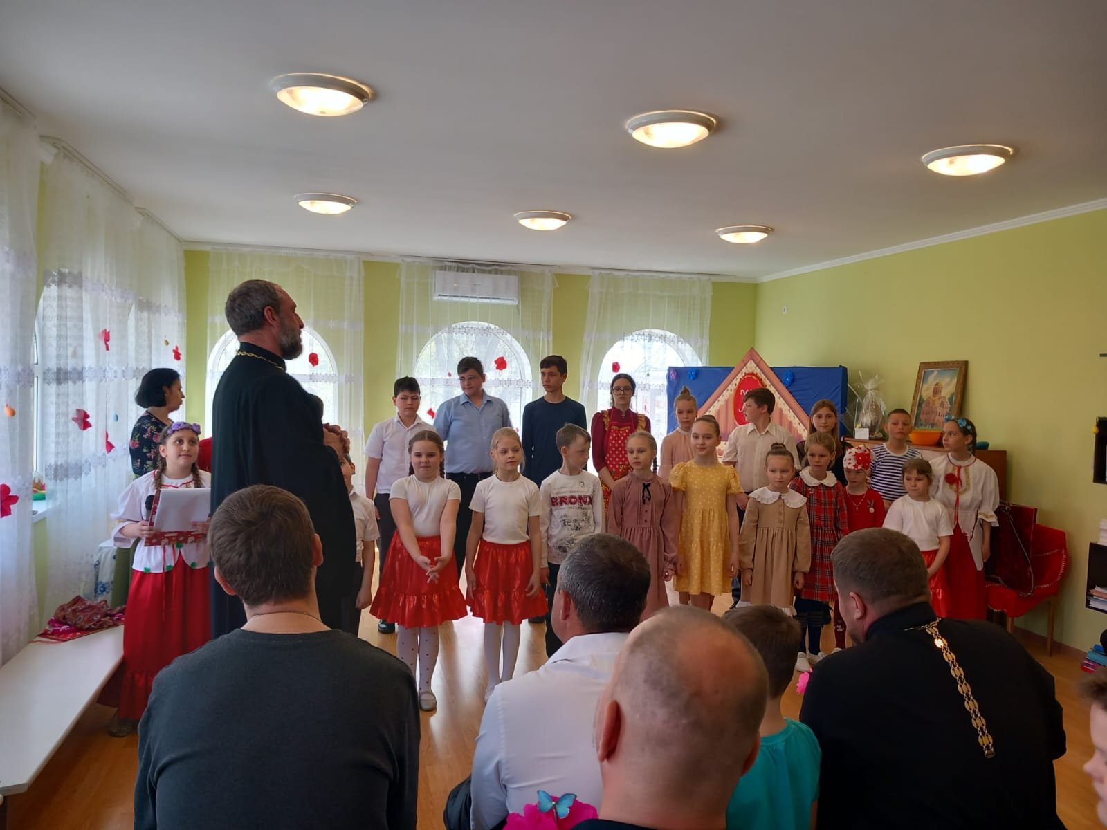 В Воскресной школе Свято-Троицкого храма прошло мероприятие посвященное Христову воскресению